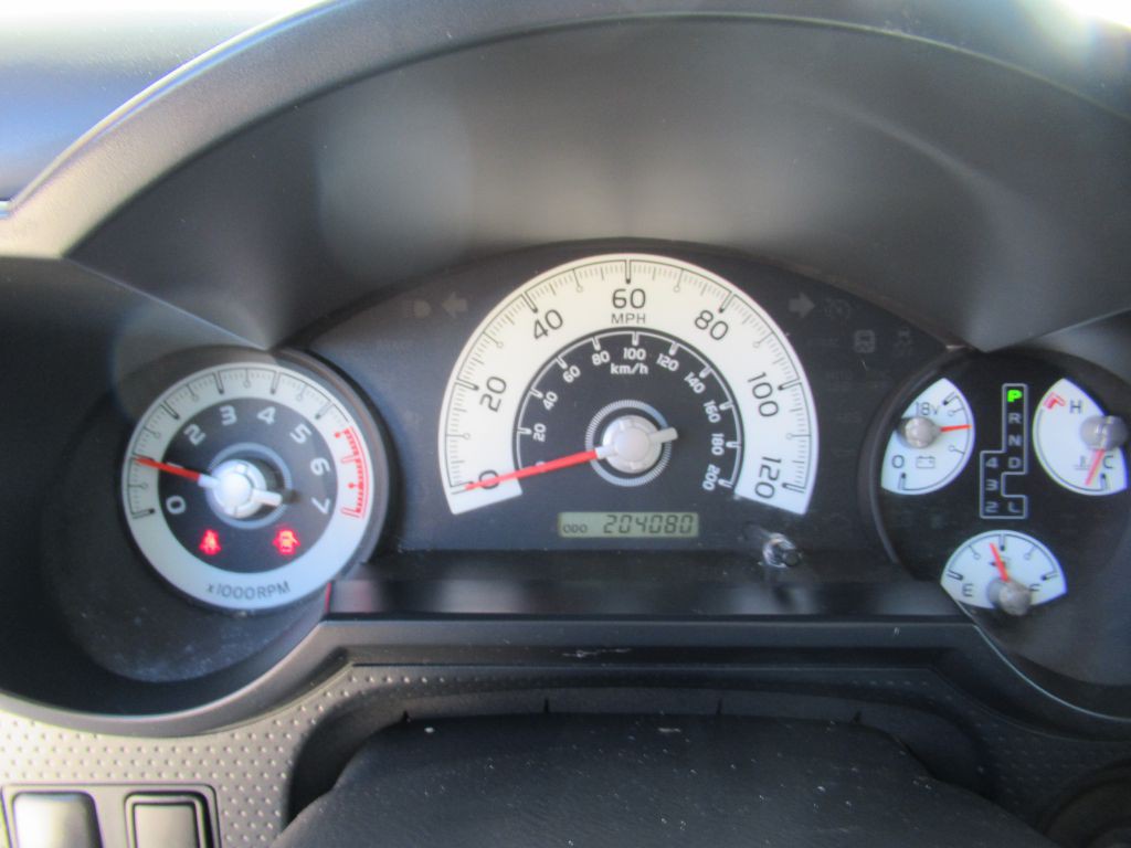 2011 Toyota FJ Cruiser Image 24