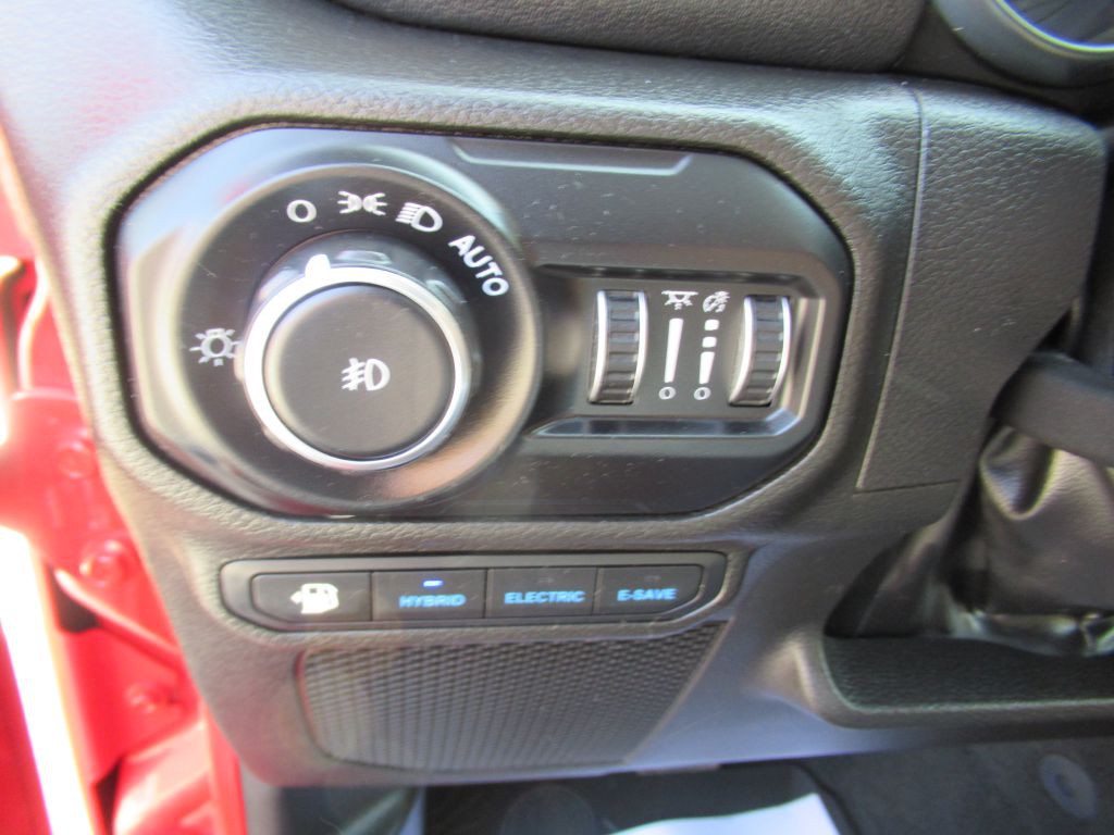 2022 Jeep Wrangler Unlimited Image 25