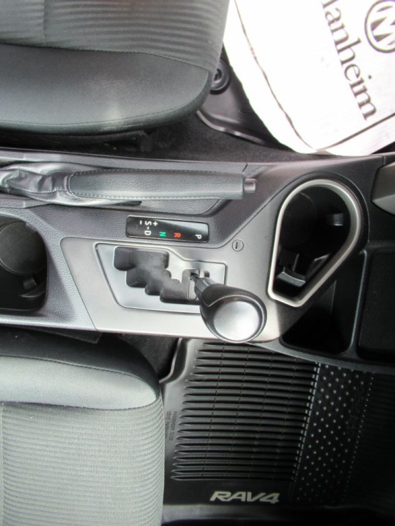 2017 Toyota Rav4 Image 20