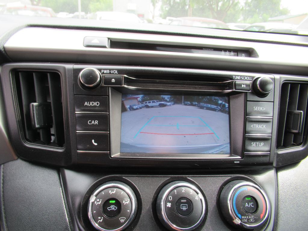 2017 Toyota Rav4 Image 23