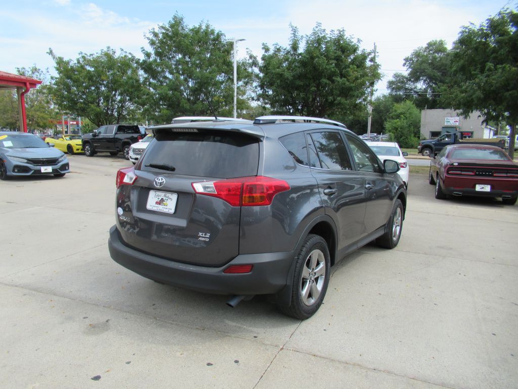 2015 Toyota Rav4 Image 5