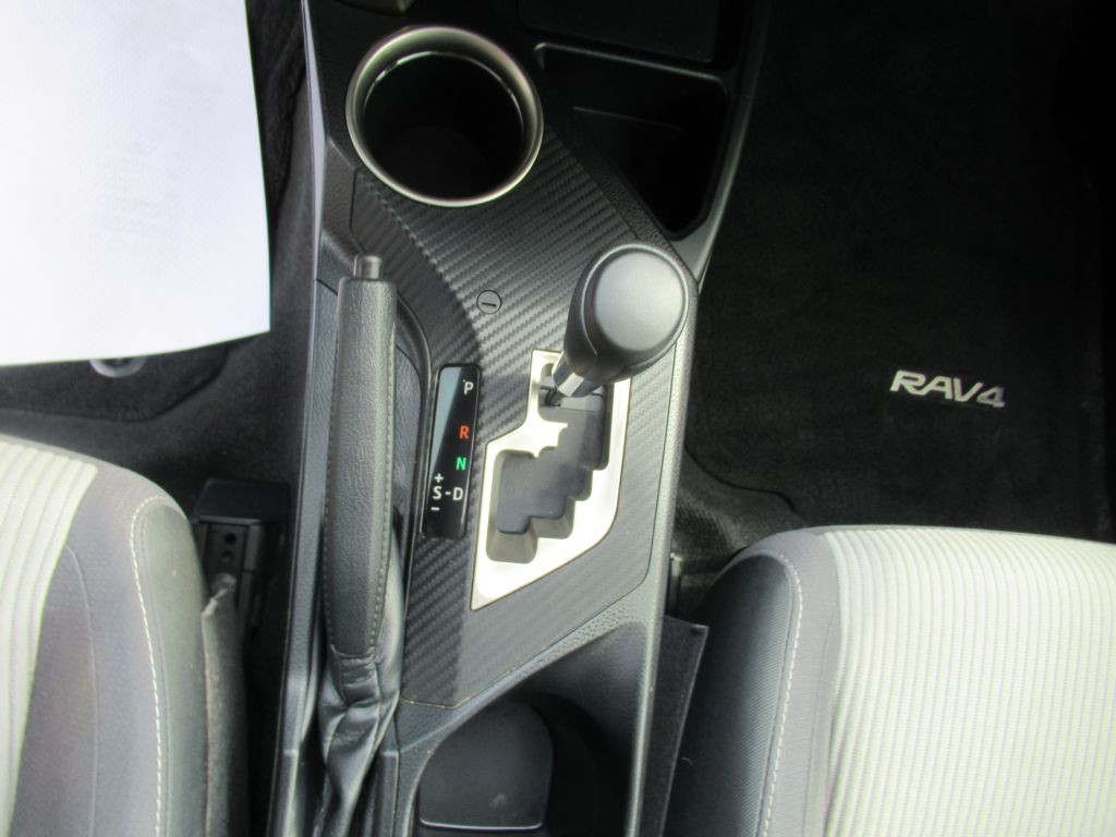 2015 Toyota Rav4 Image 20