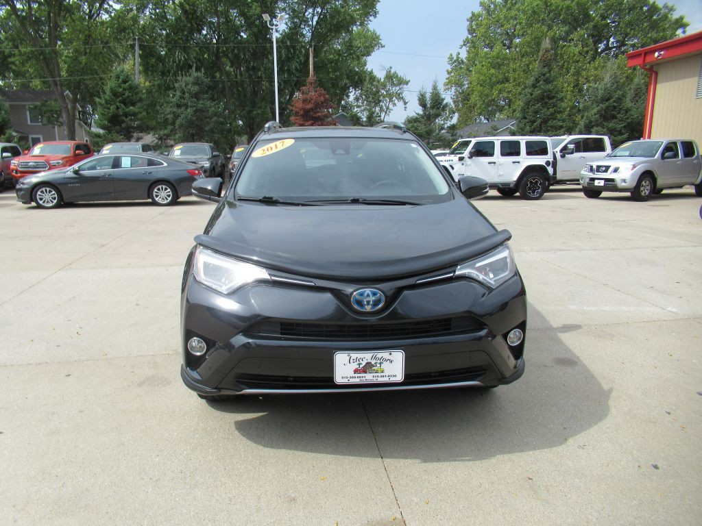 2017 Toyota Rav4 Image 2