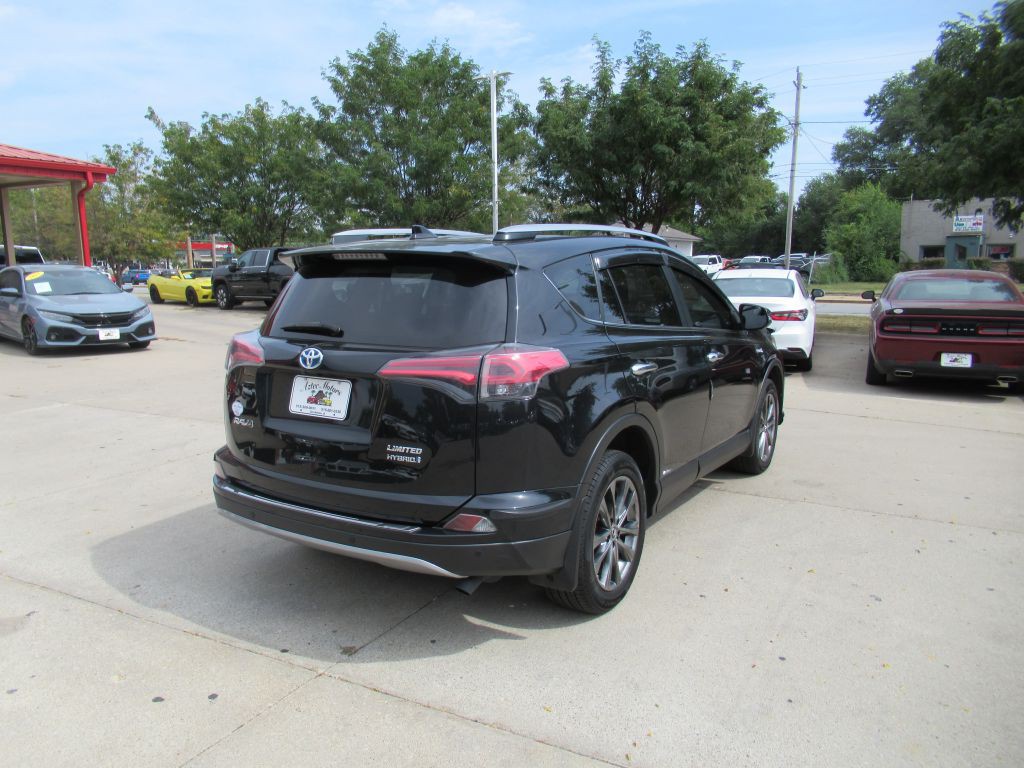2017 Toyota Rav4 Image 5
