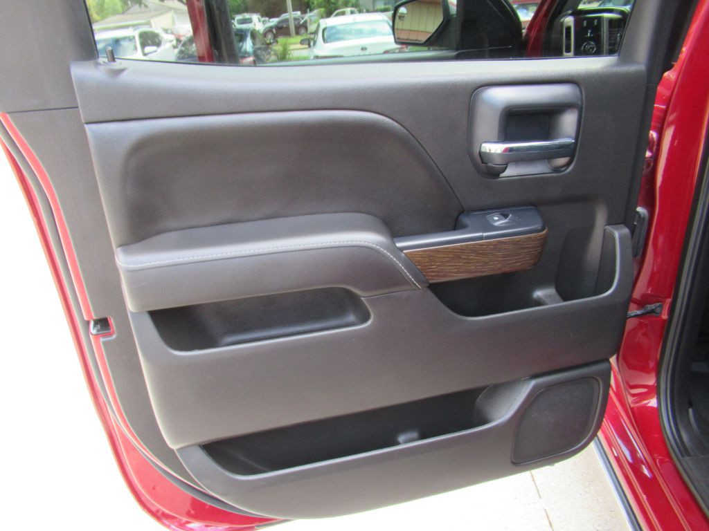 2018 GMC Sierra Image 11