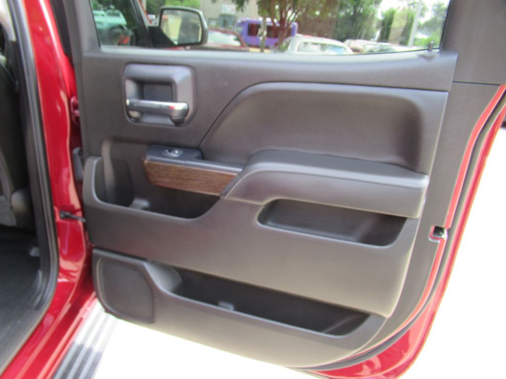 2018 GMC Sierra Image 12