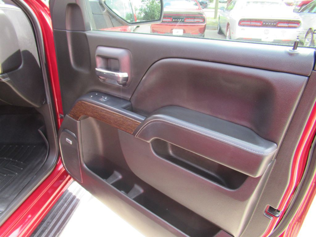 2018 GMC Sierra Image 13