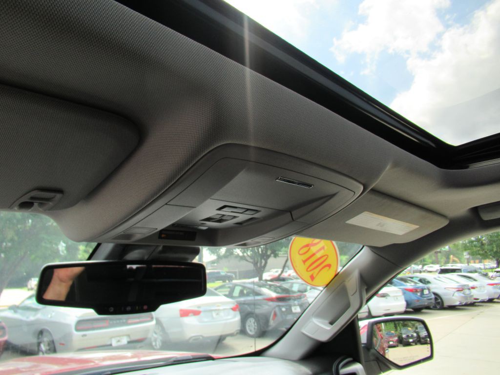 2018 GMC Sierra Image 24