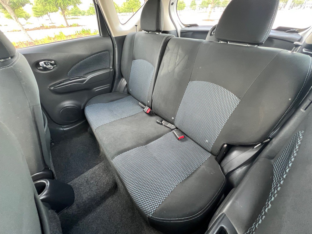 2015 Nissan Versa Image 9