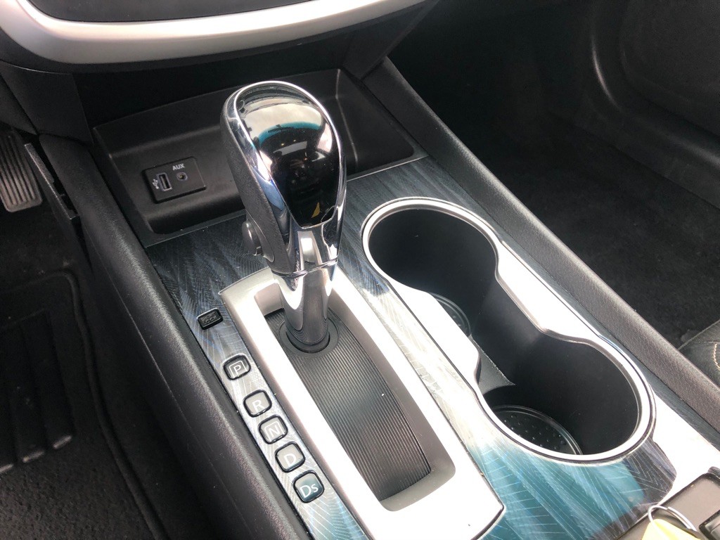 2017 Nissan Altima Image 11