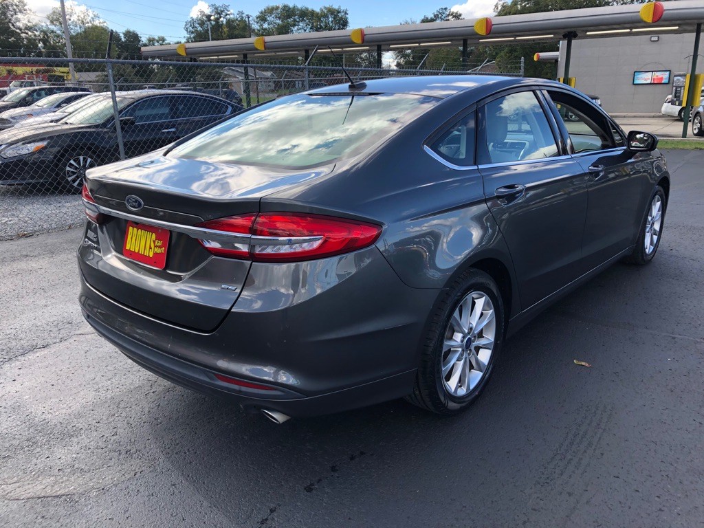 2017 Ford Fusion Image 3