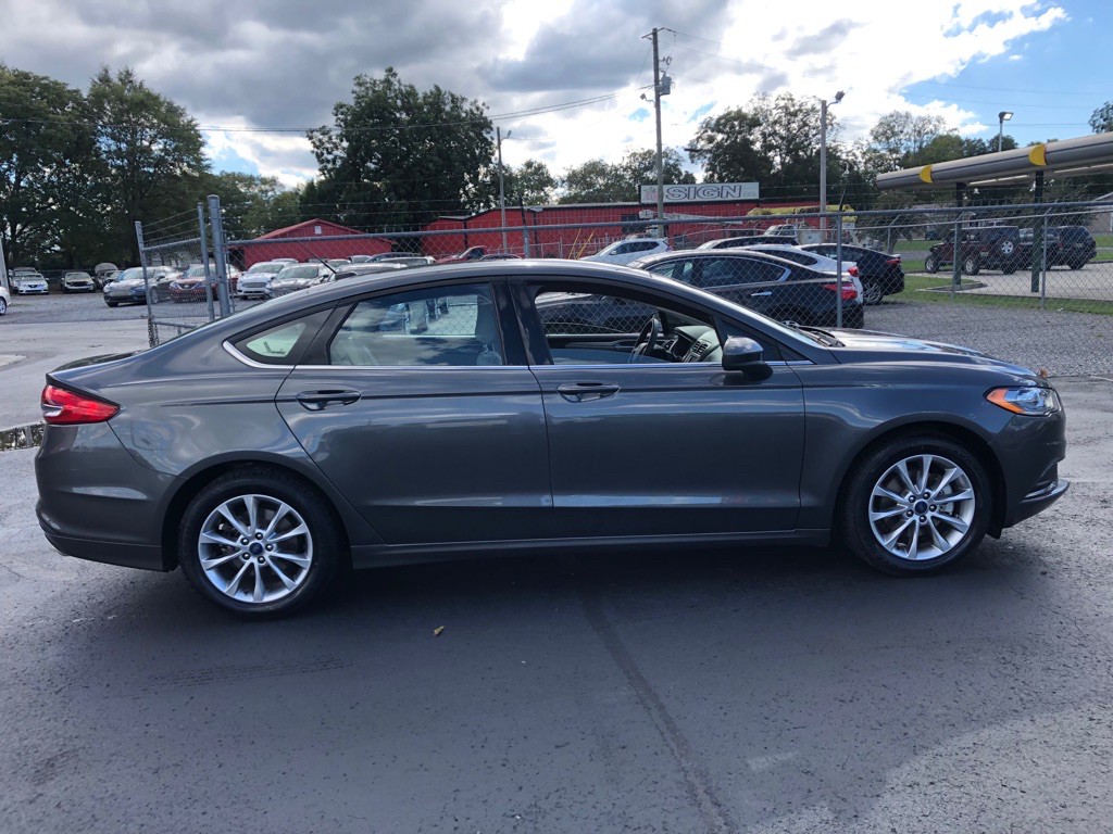 2017 Ford Fusion Image 7