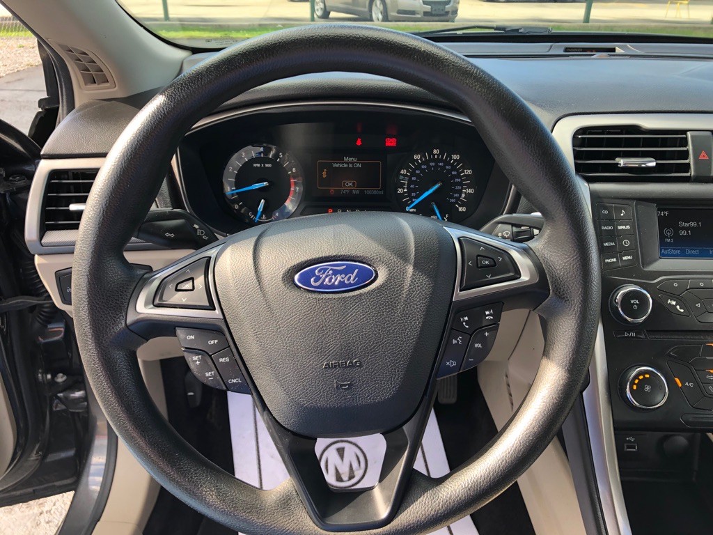 2017 Ford Fusion Image 14