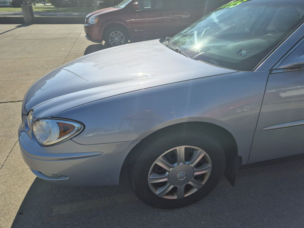 2005 Buick Lacrosse Image 3