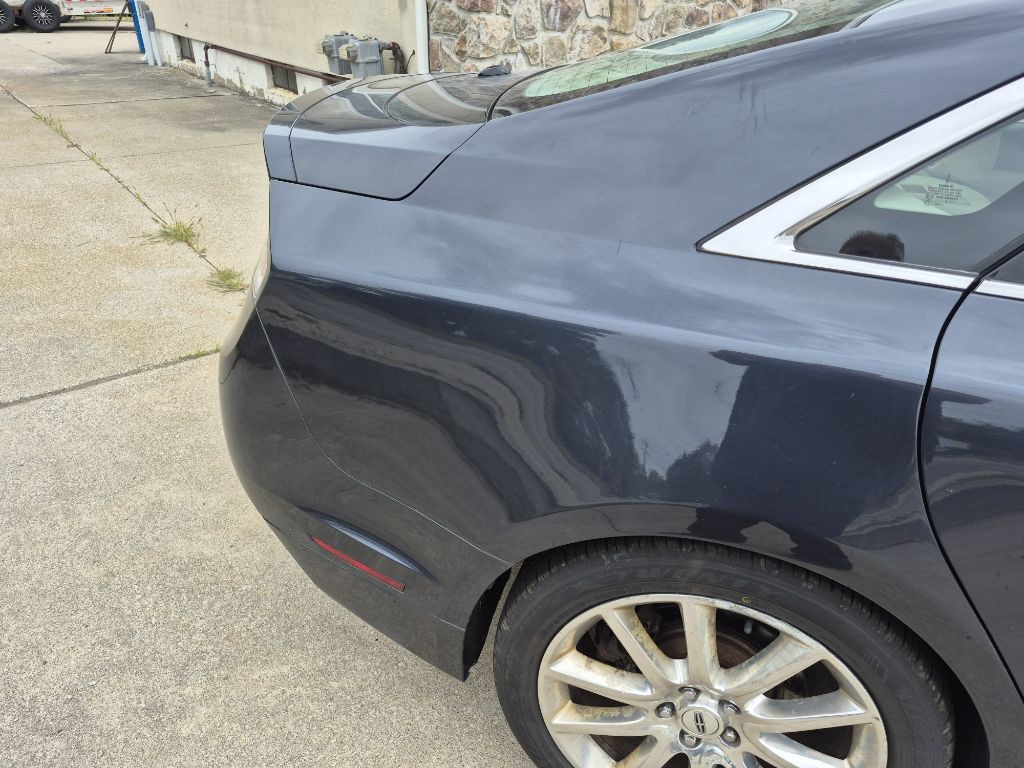 2014 Lincoln MKZ Image 10