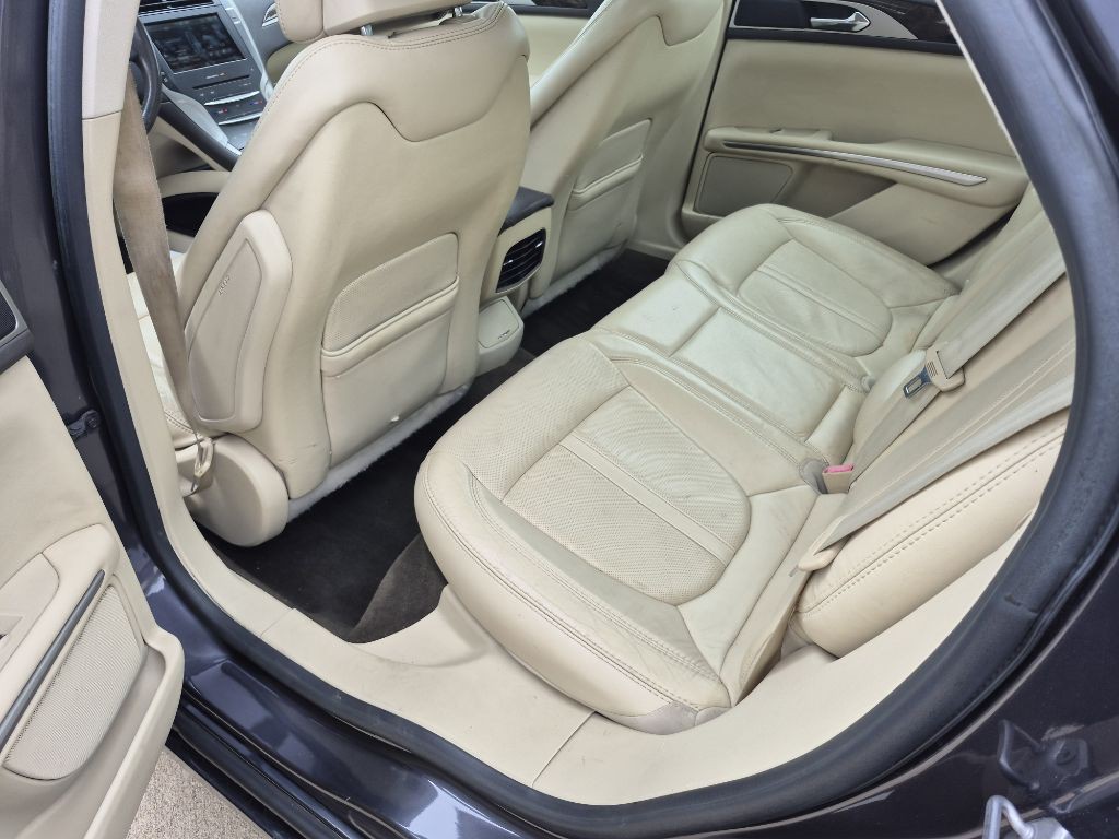 2014 Lincoln MKZ Image 12