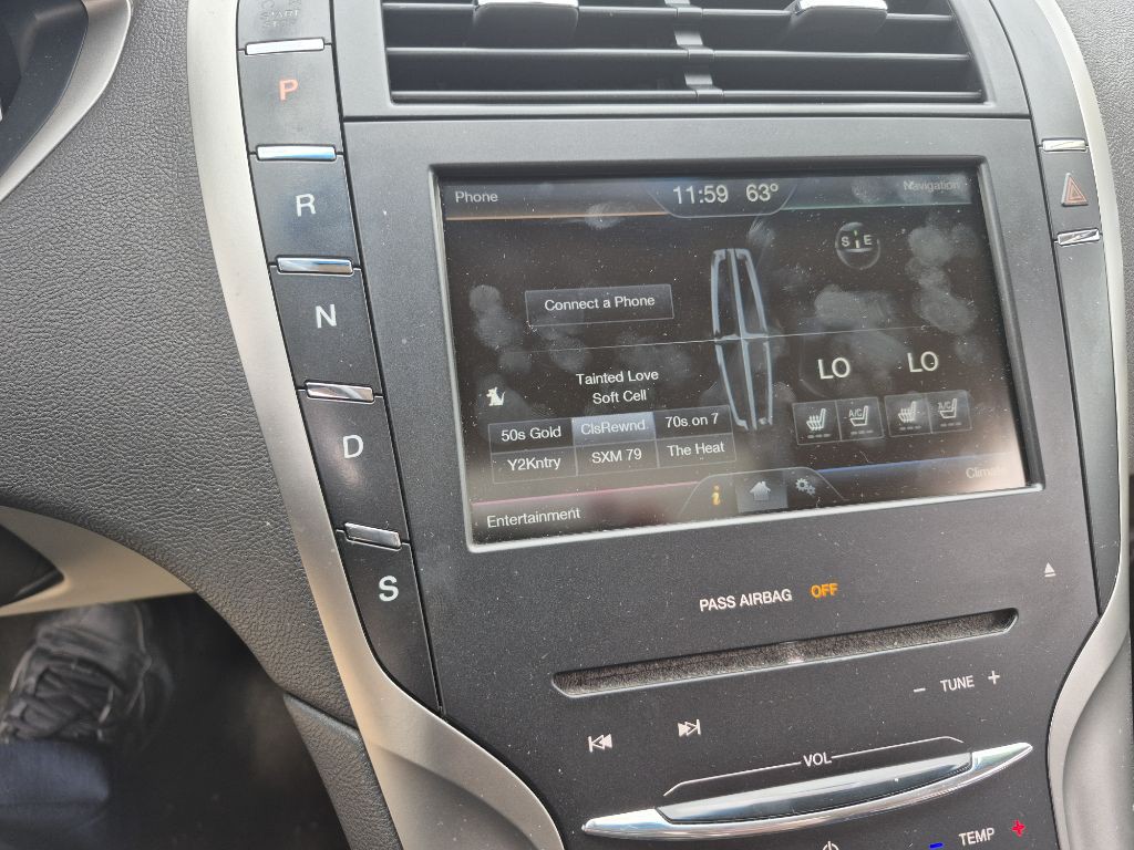 2014 Lincoln MKZ Image 17