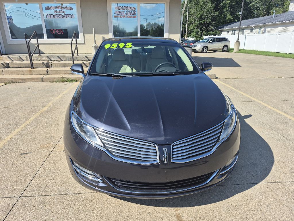 2013 Lincoln MKZ Image 2