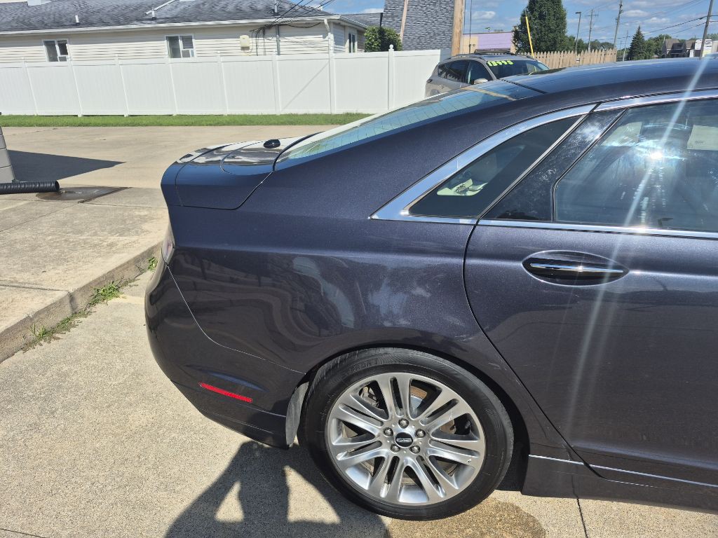 2013 Lincoln MKZ Image 8