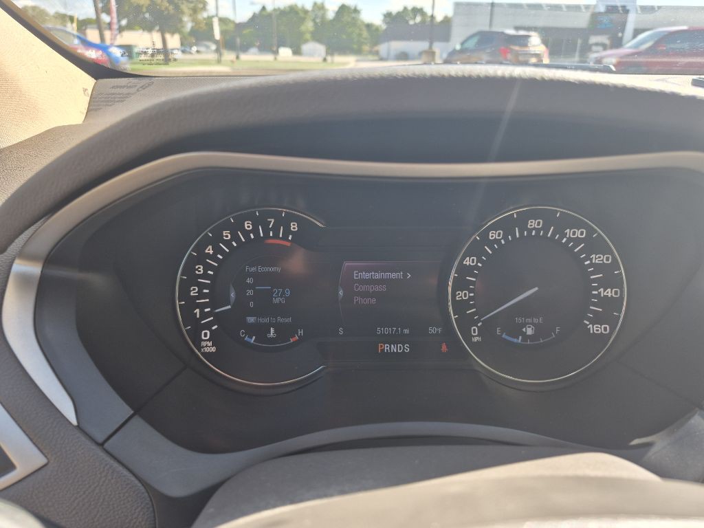2013 Lincoln MKZ Image 16