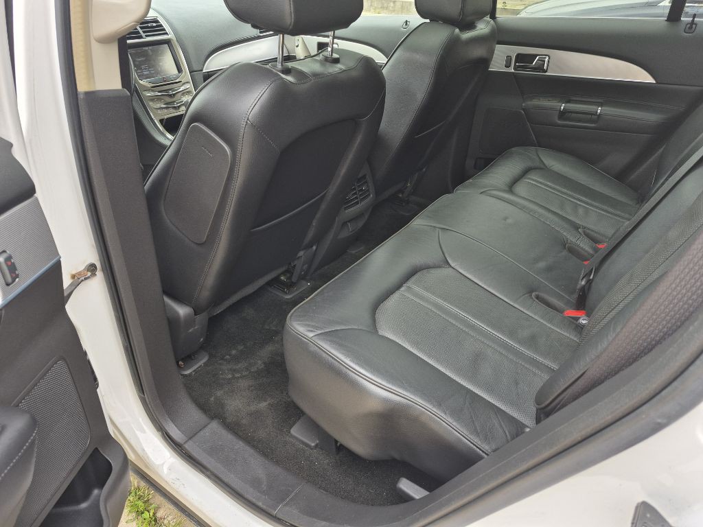 2013 Lincoln MKX Image 11