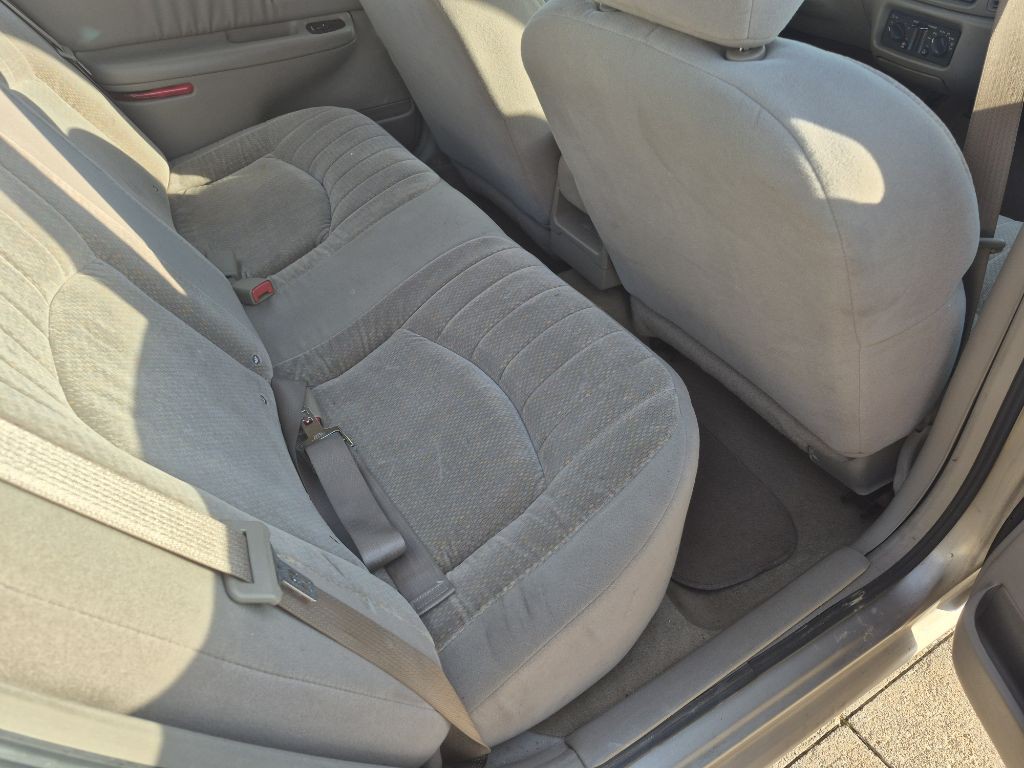 2003 Buick Century Image 9