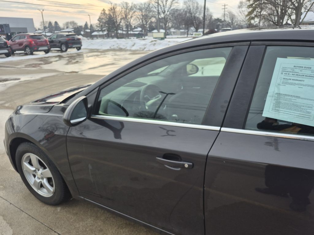 2015 Chevrolet Cruze Image 1