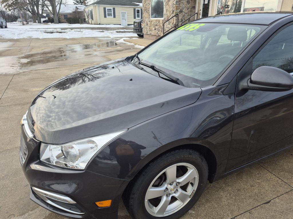 2015 Chevrolet Cruze Image 3