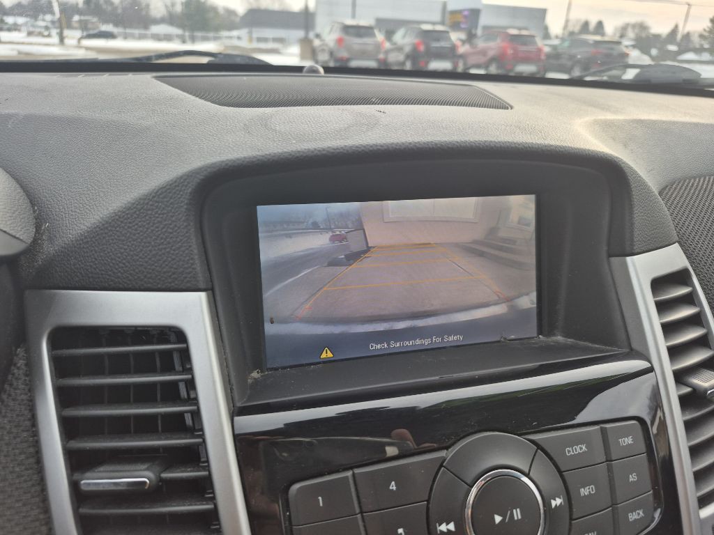 2015 Chevrolet Cruze Image 15