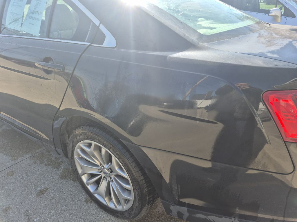 2015 Ford Taurus Image 3