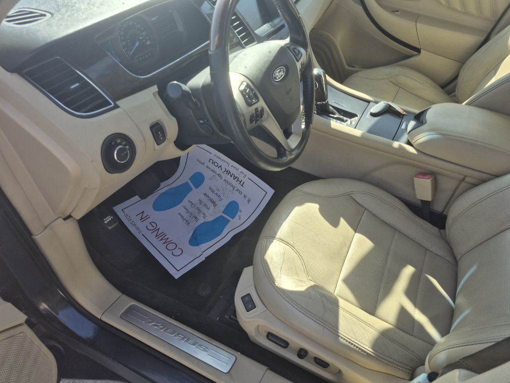 2015 Ford Taurus Image 13