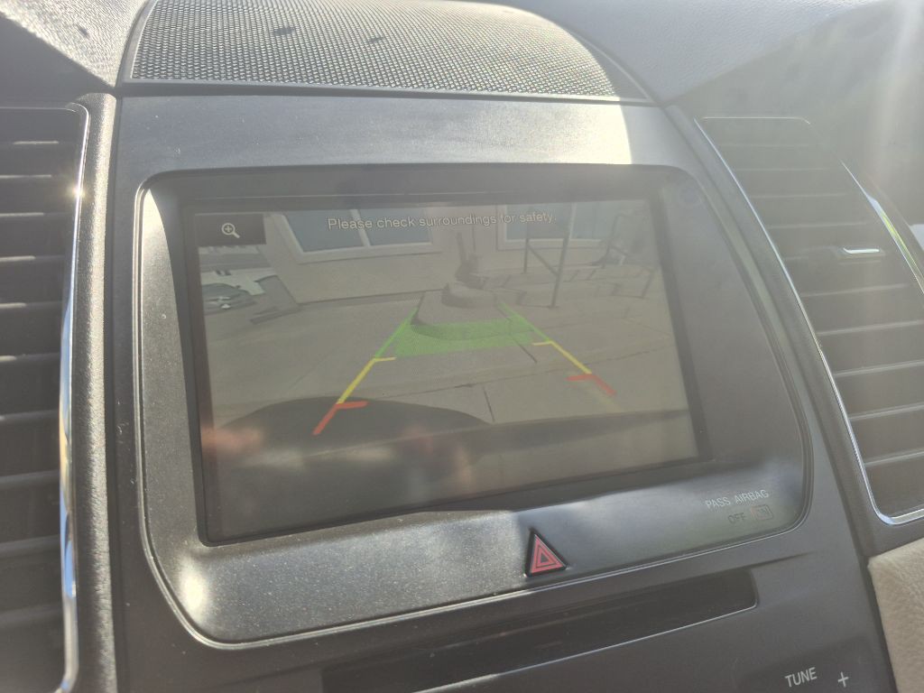 2015 Ford Taurus Image 14