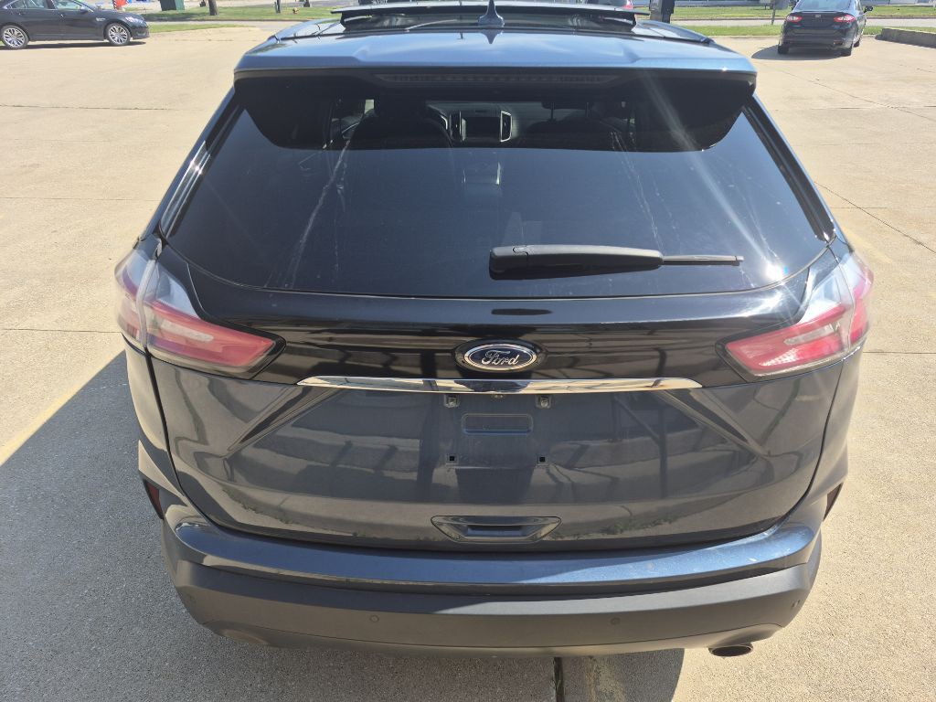 2019 Ford Edge Image 5