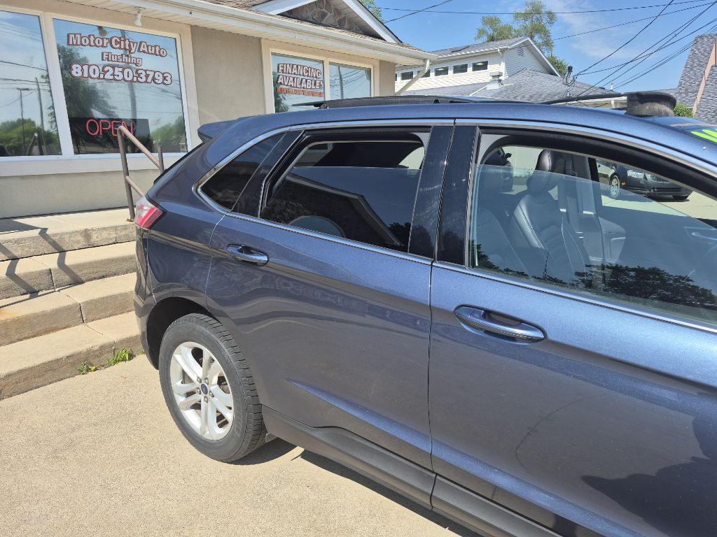 2019 Ford Edge Image 8