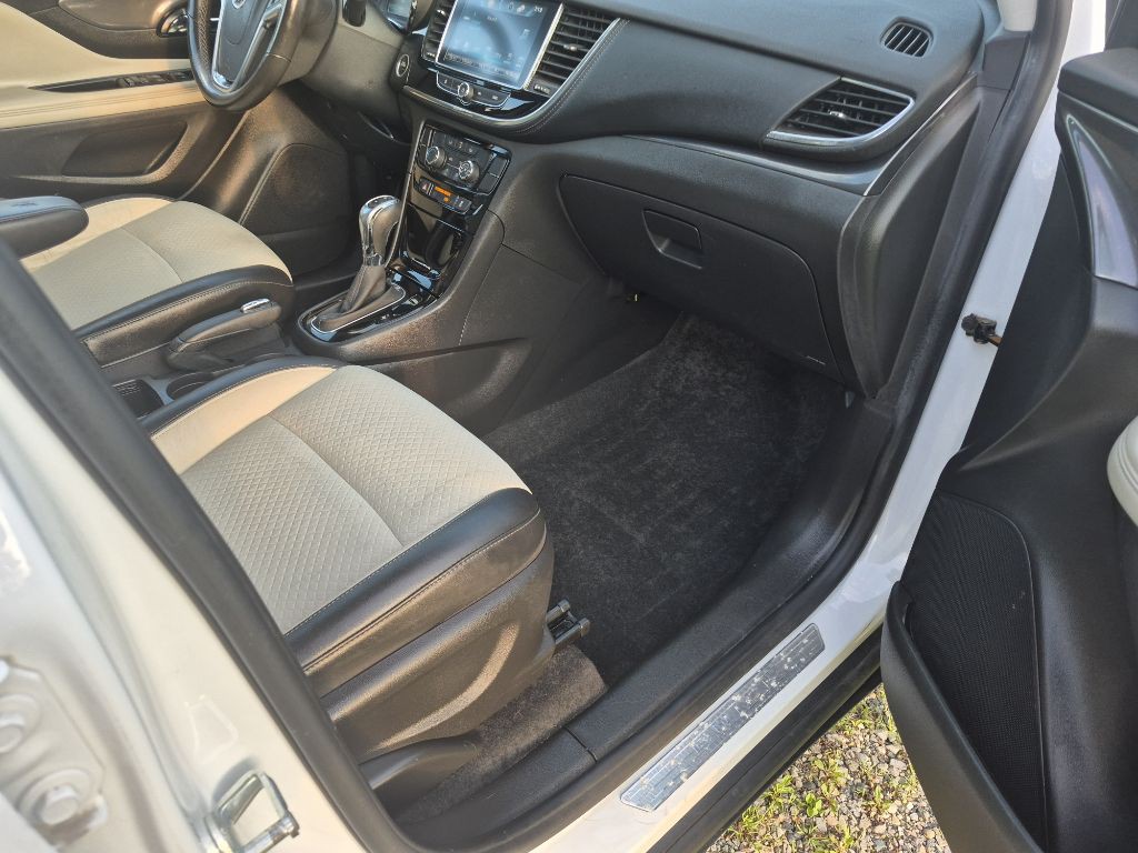 2017 Buick Enclave Image 11