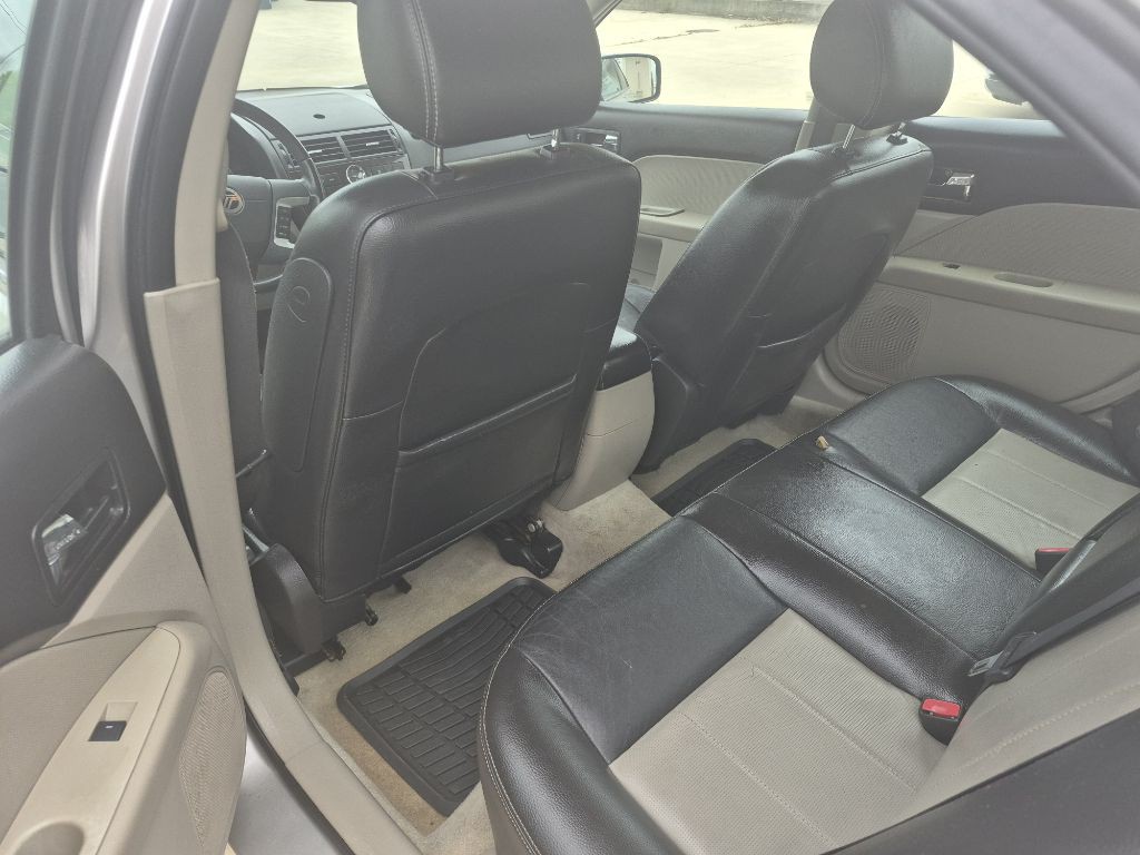 2008 Mercury Milan Image 12