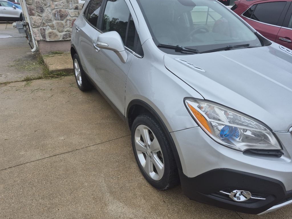 2016 Buick Enclave Image 2