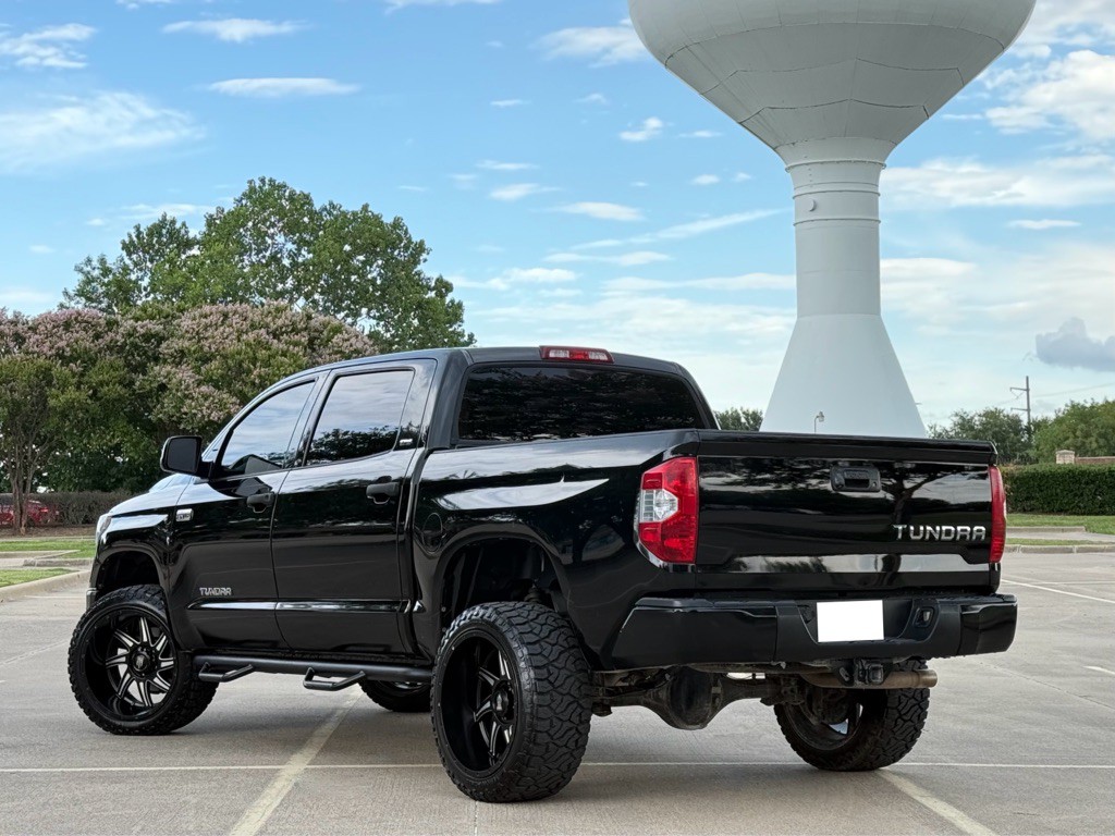 2015 Toyota Tundra Image 5