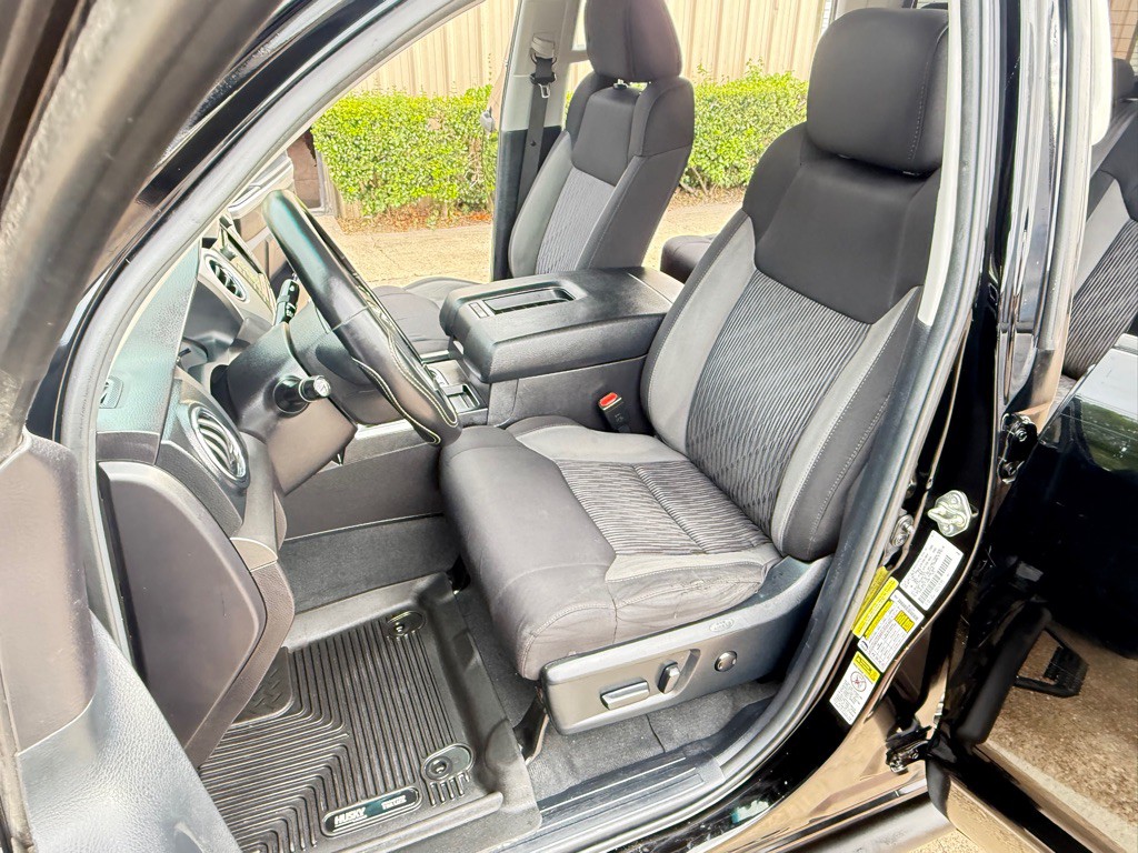 2015 Toyota Tundra Image 13