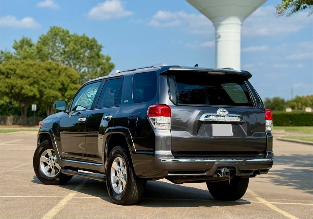 2011 Toyota 4Runner Image 8