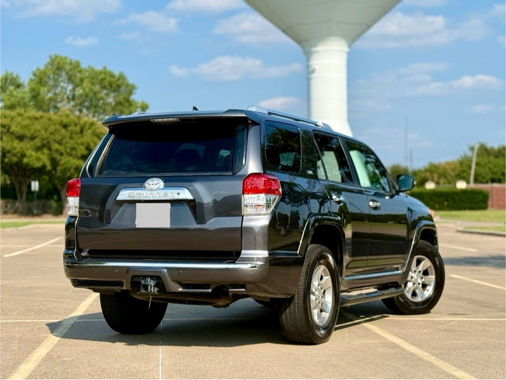 2011 Toyota 4Runner Image 9