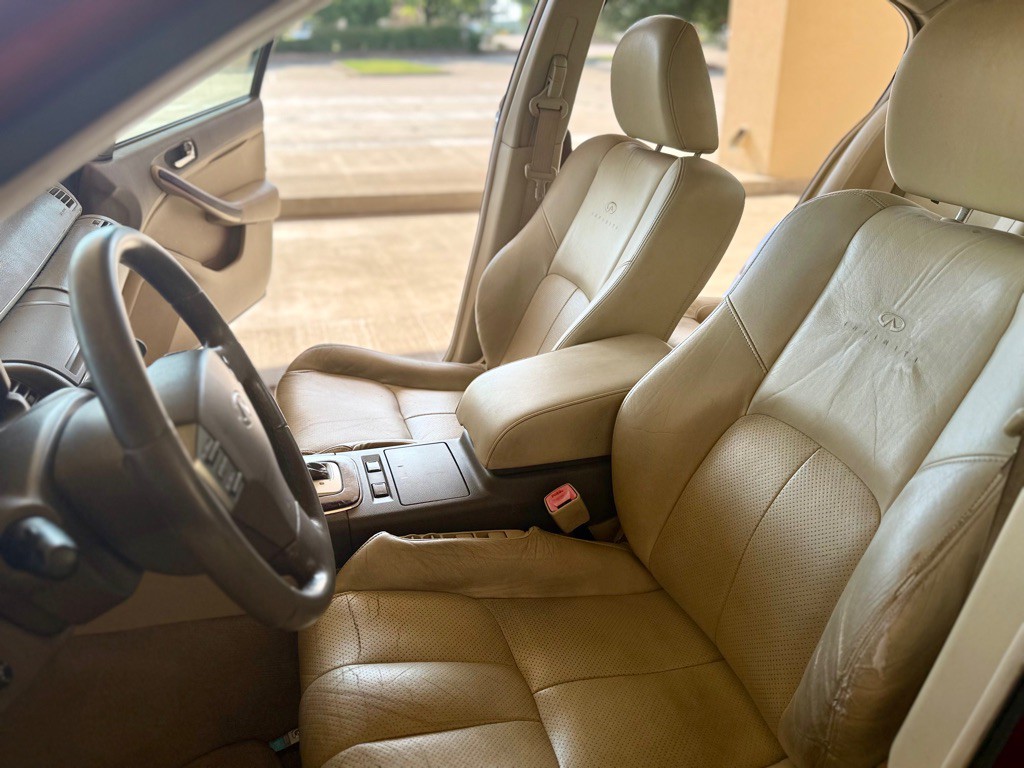 2006 INFINITI G35 Image 9