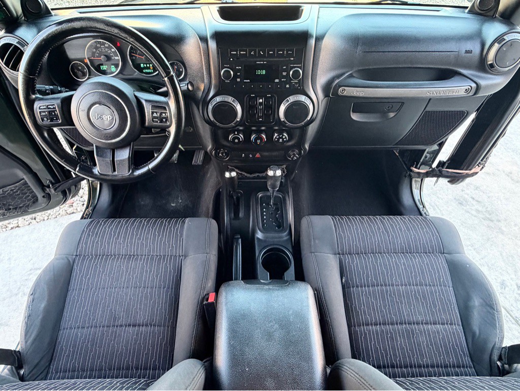 2011 Jeep Wrangler Unlimited Image 14