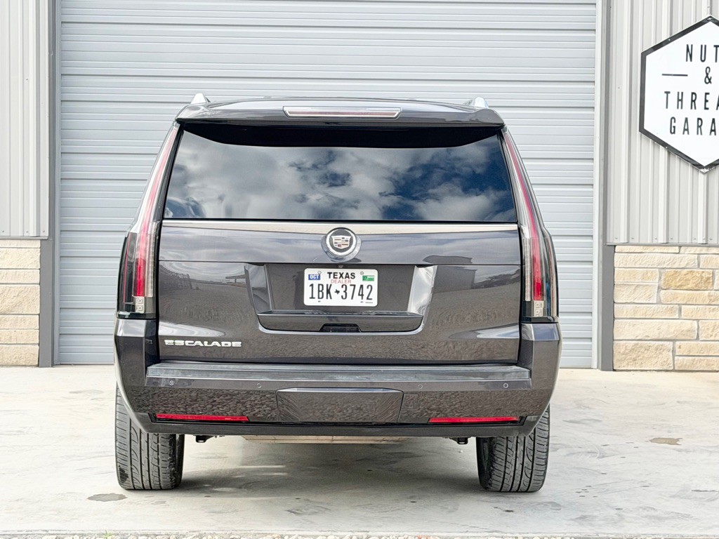 2015 Cadillac Escalade Image 7