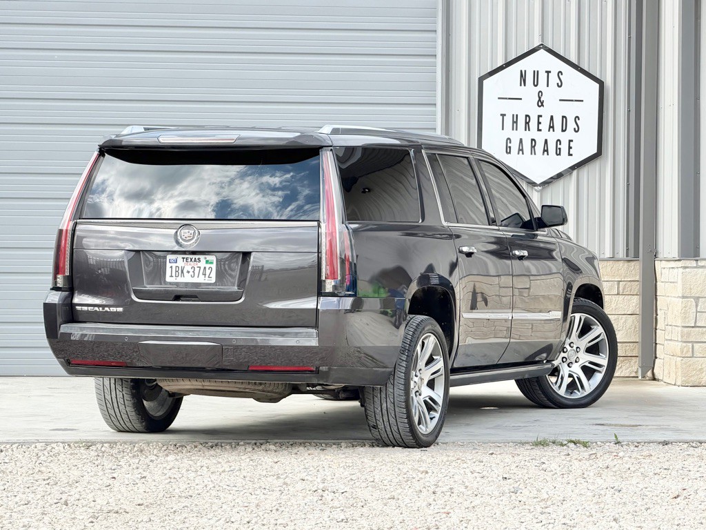2015 Cadillac Escalade Image 8