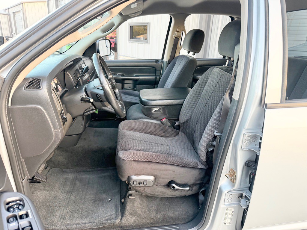 2005 Dodge Ram 2500 Image 11