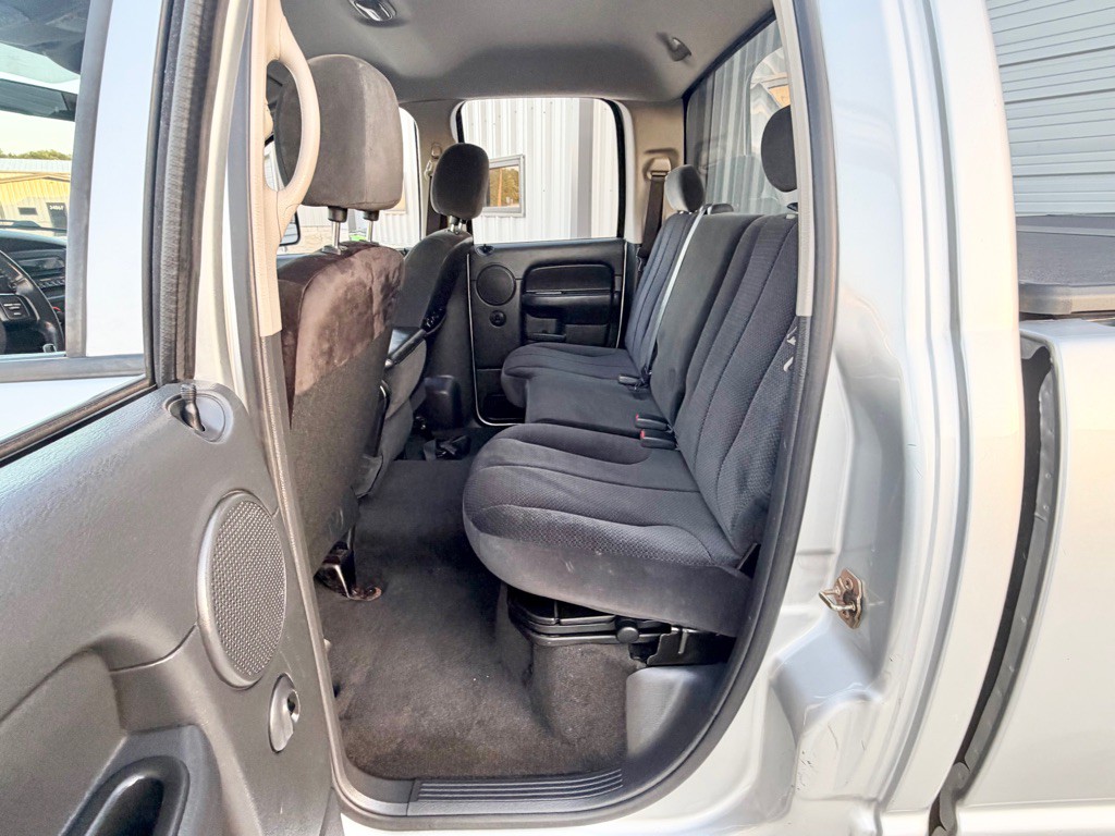 2005 Dodge Ram 2500 Image 14