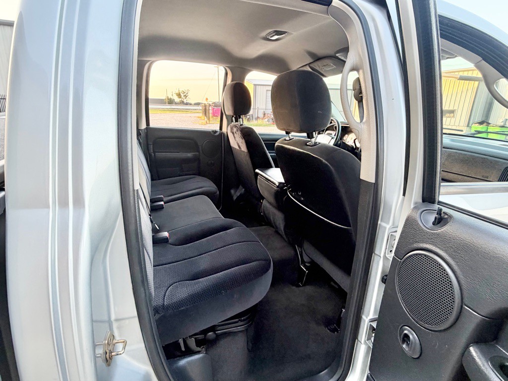 2005 Dodge Ram 2500 Image 15