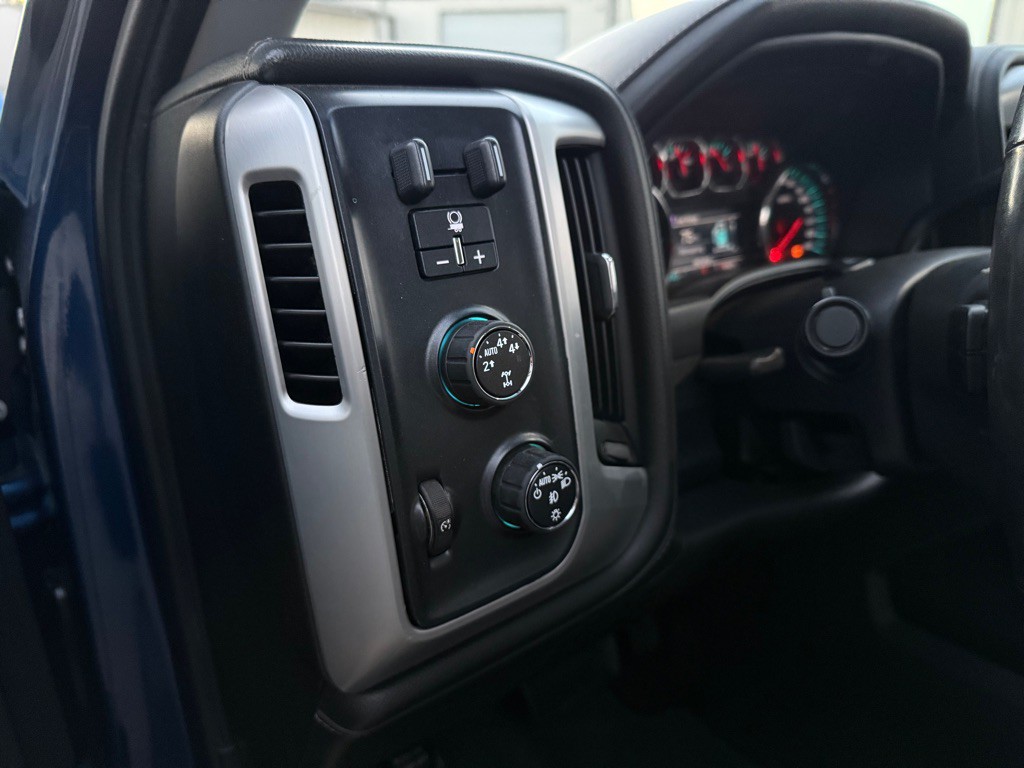 2017 GMC Sierra Image 16