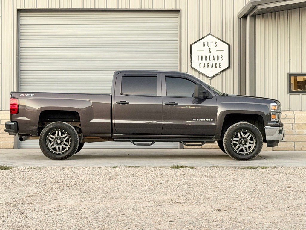2014 Chevrolet Silverado 1500 Image 2